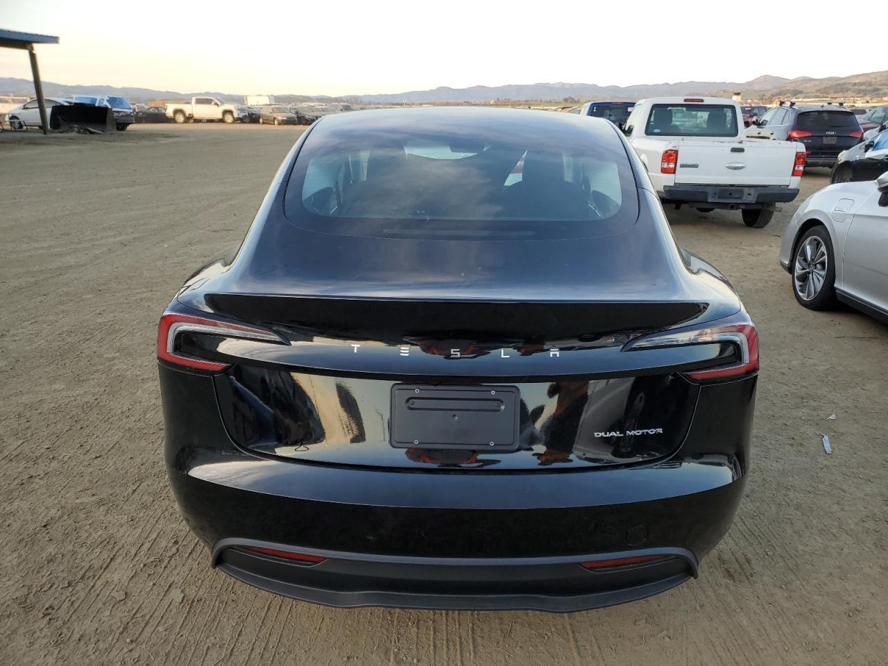 2024 TESLA MODEL 3 - Image 6