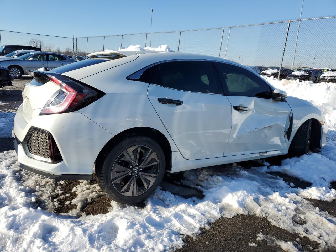 2018 HONDA CIVIC EX - Фото 3