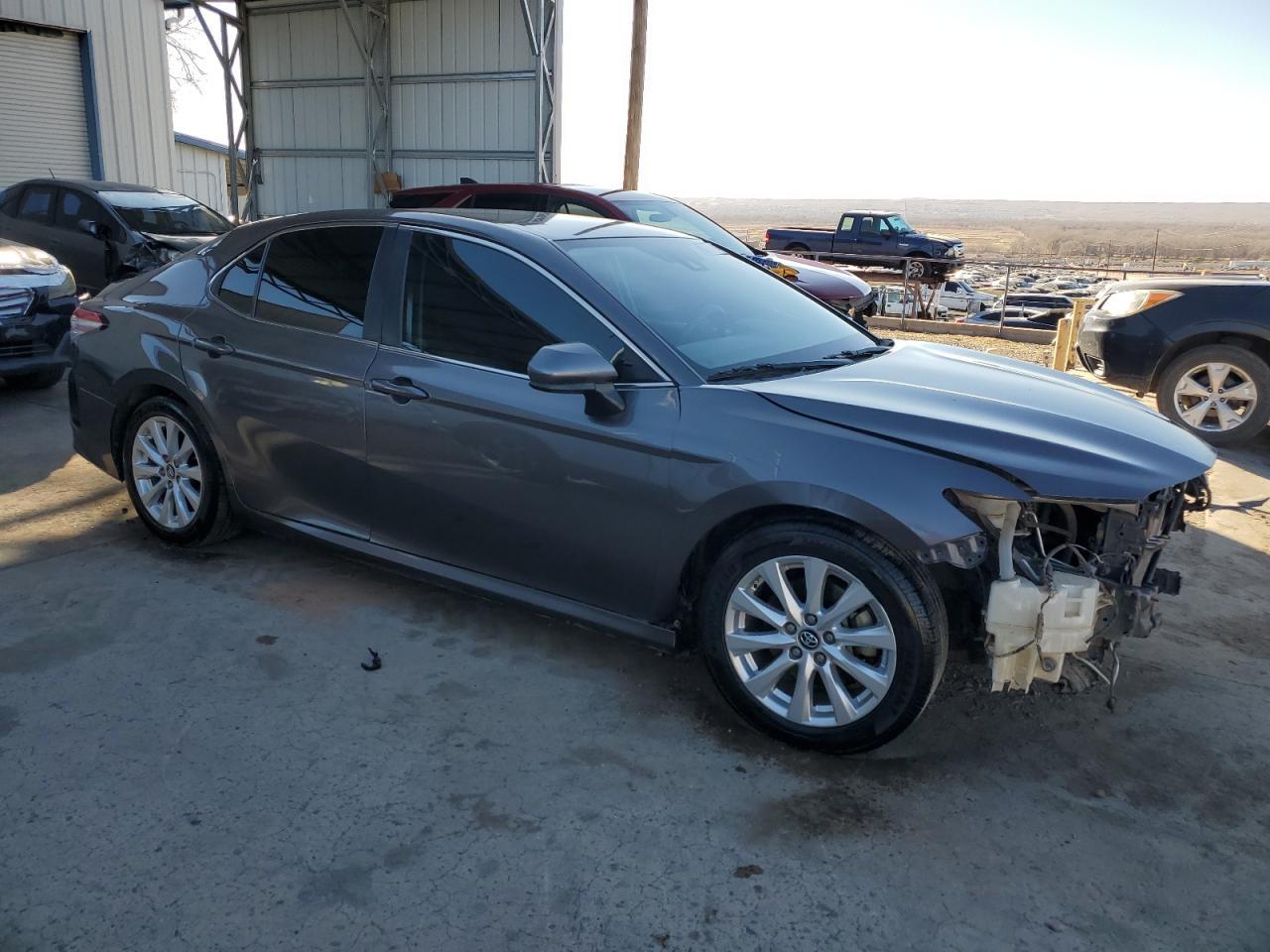 2018 TOYOTA CAMRY L - Фото 4