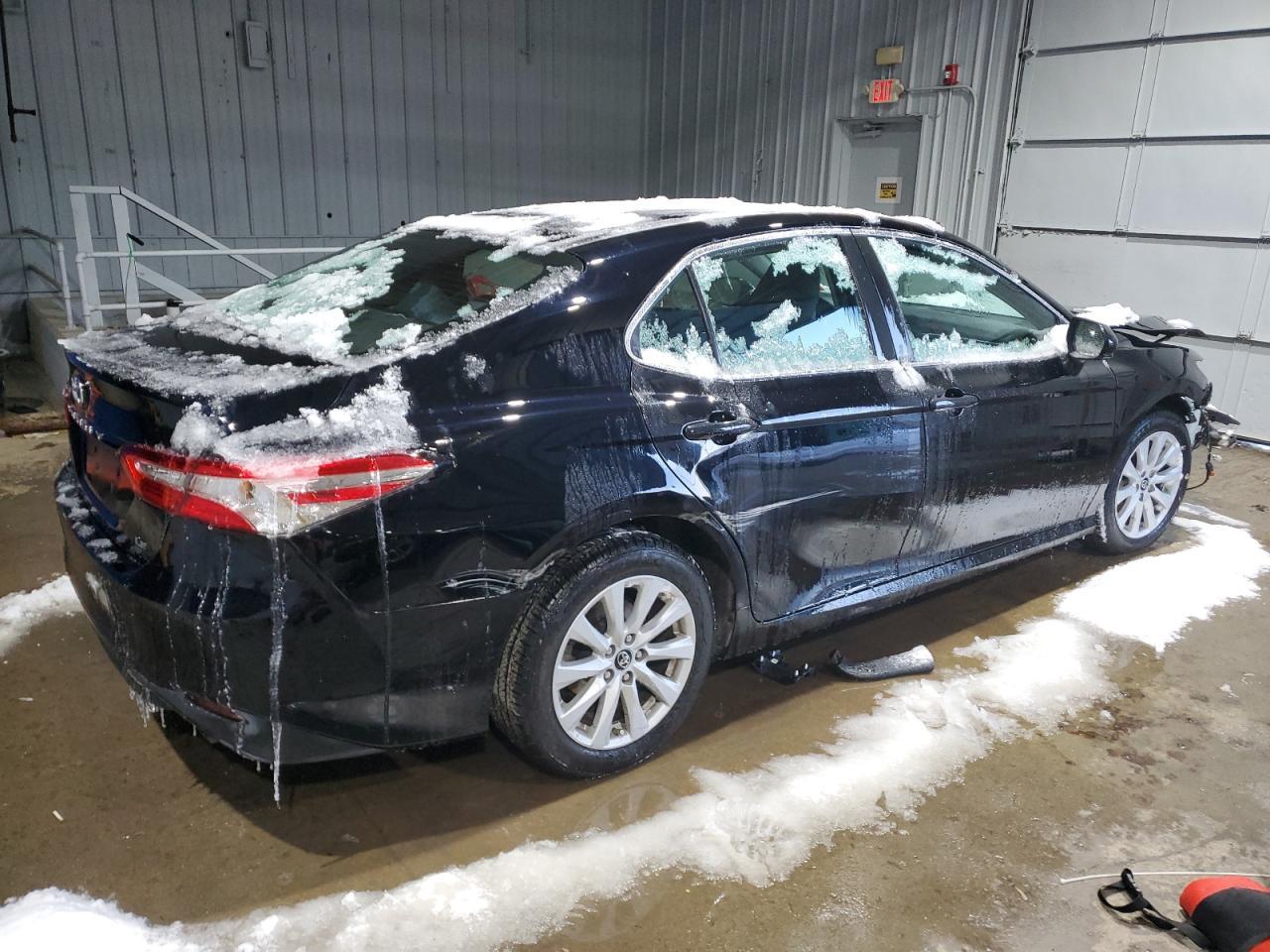 2018 TOYOTA CAMRY L - Image 3