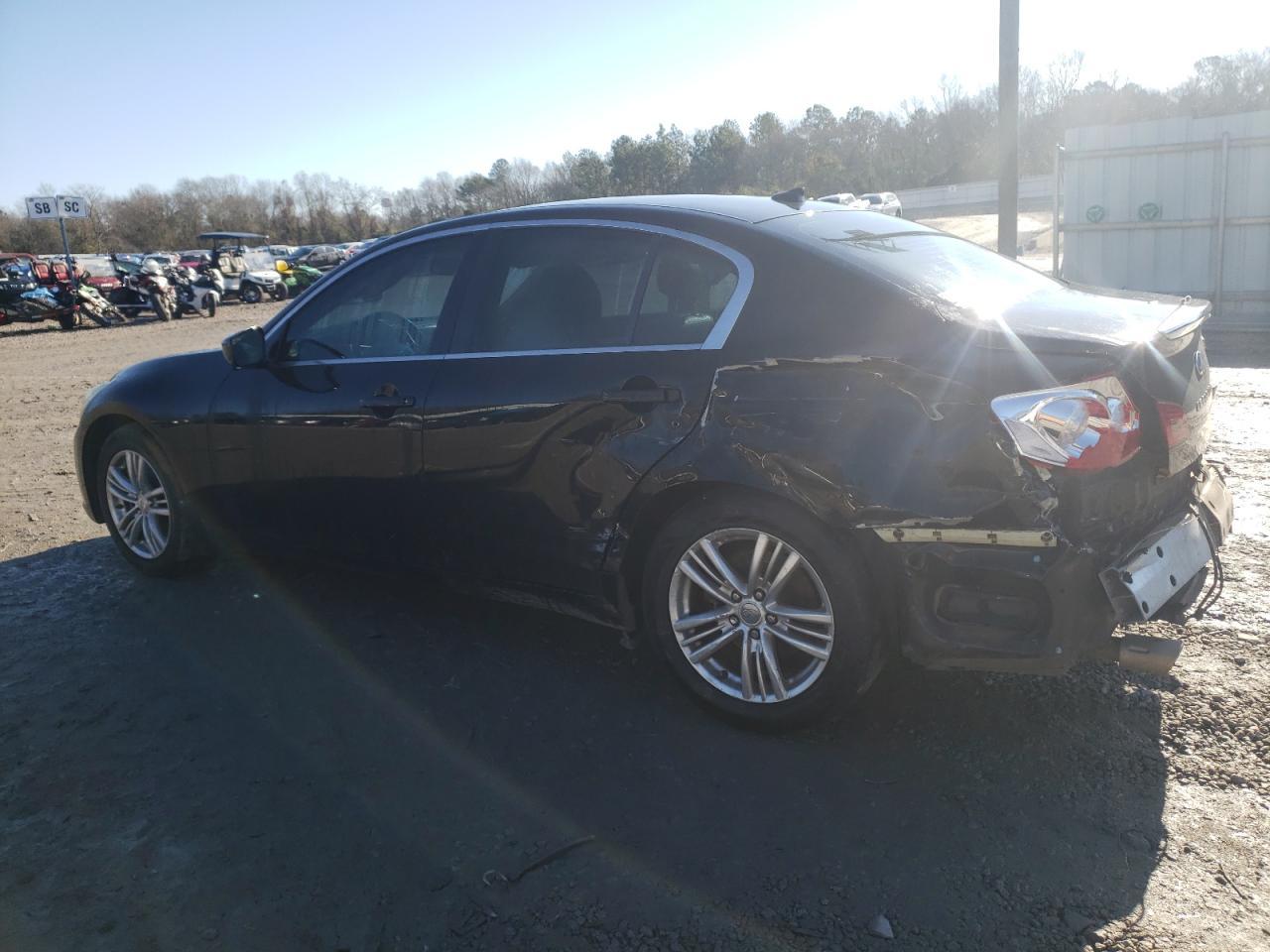 2012 INFINITI G37 - Image 2