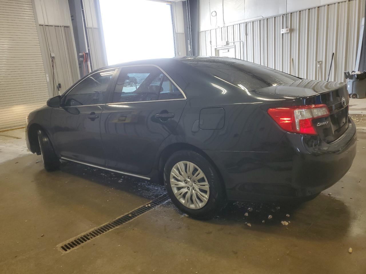 2014 TOYOTA CAMRY L - Image 2