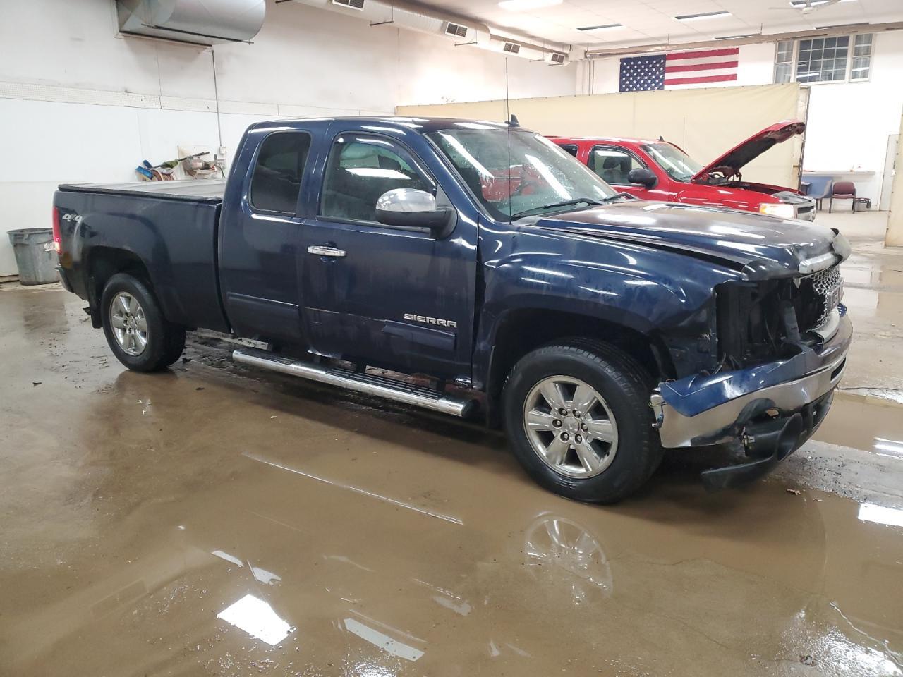 2011 GMC SIERRA K15 - Фото 4