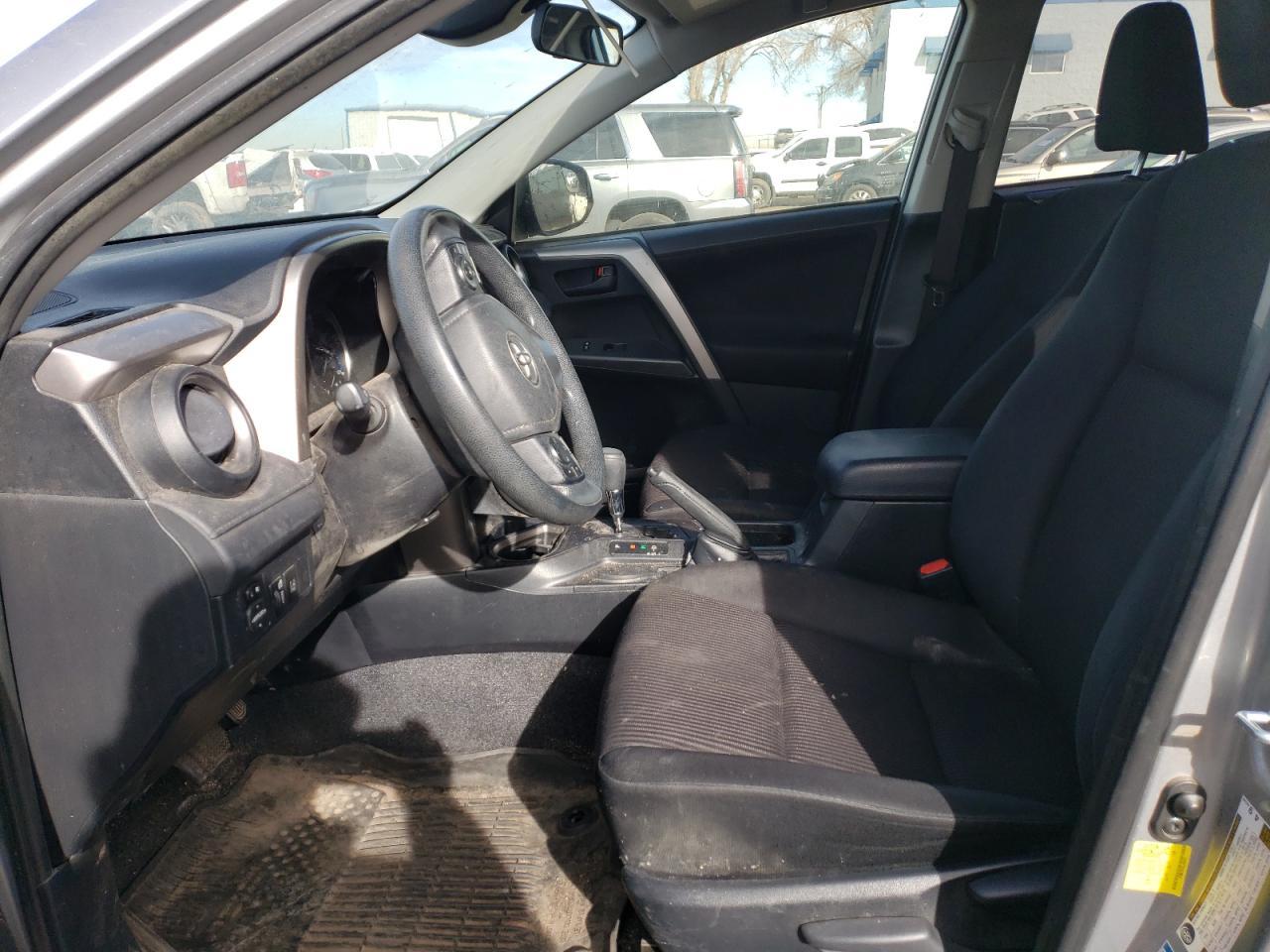 2018 TOYOTA RAV4 LE - Фото 7