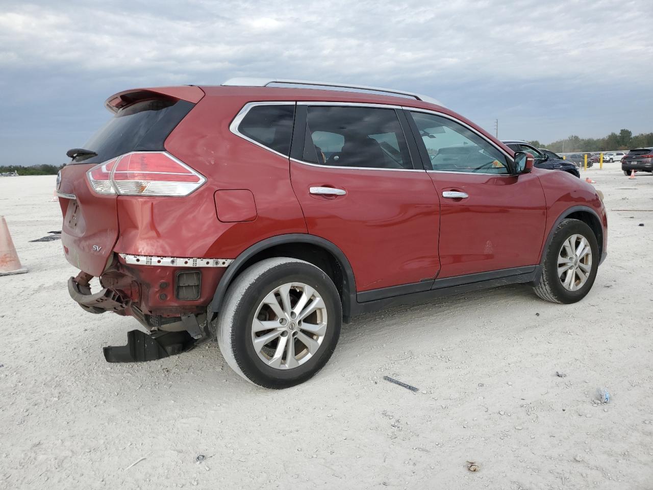2015 NISSAN ROGUE S - Фото 3
