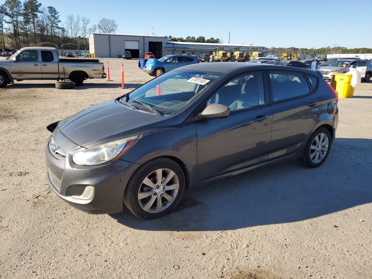 2012 HYUNDAI ACCENT GLS