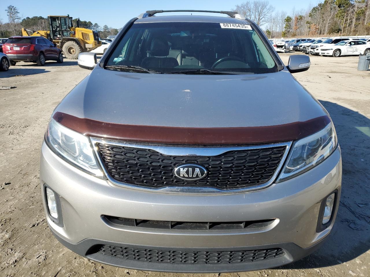2015 KIA SORENTO LX - Image 5