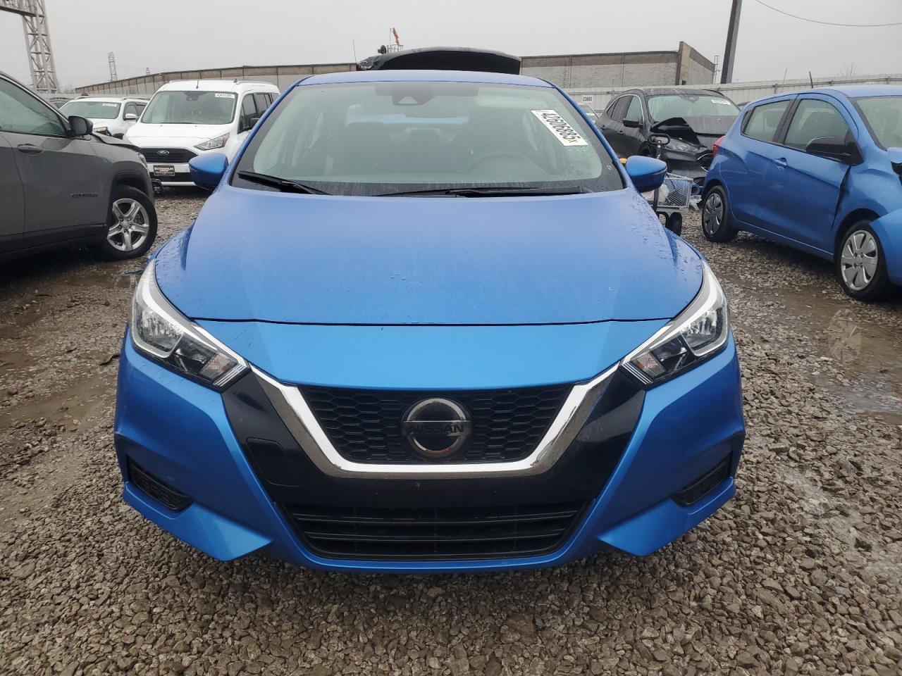 2021 NISSAN VERSA SV - Фото 5