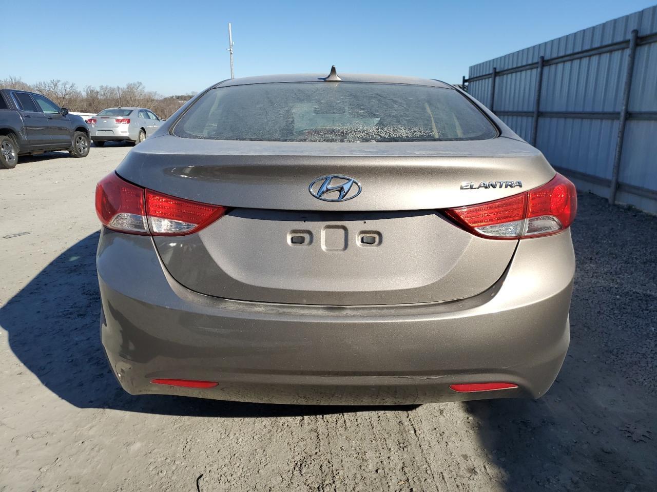 2011 HYUNDAI ELANTRA GL - Image 6