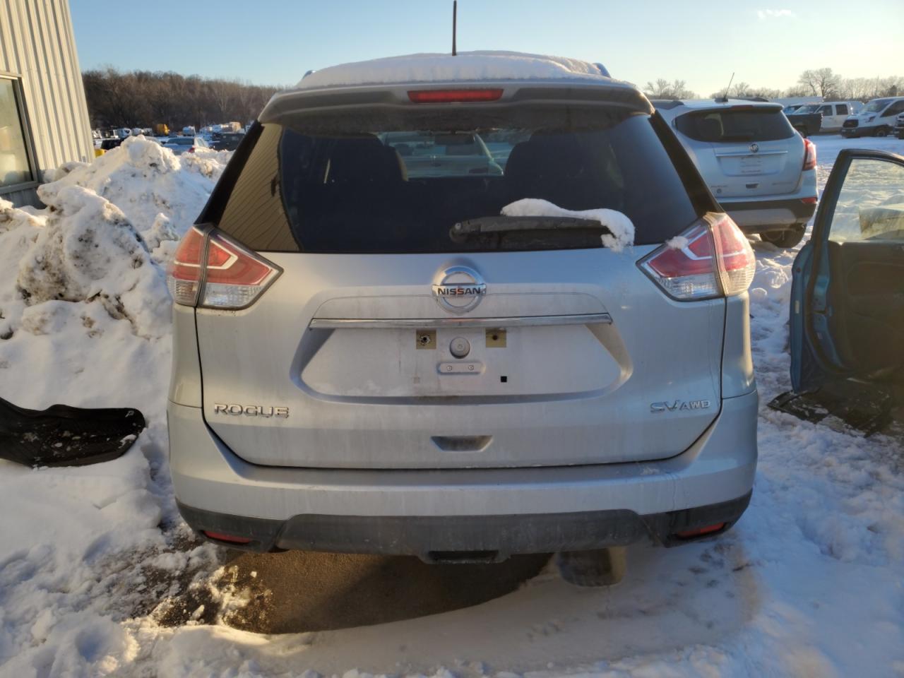 2016 NISSAN ROGUE S - Фото 6