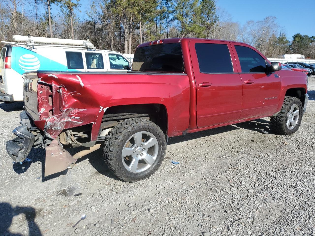 2018 CHEVROLET SILVERADO - Image 3