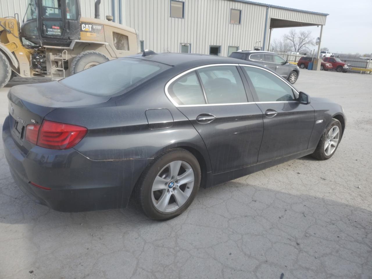 2013 BMW 528 XI - Фото 3