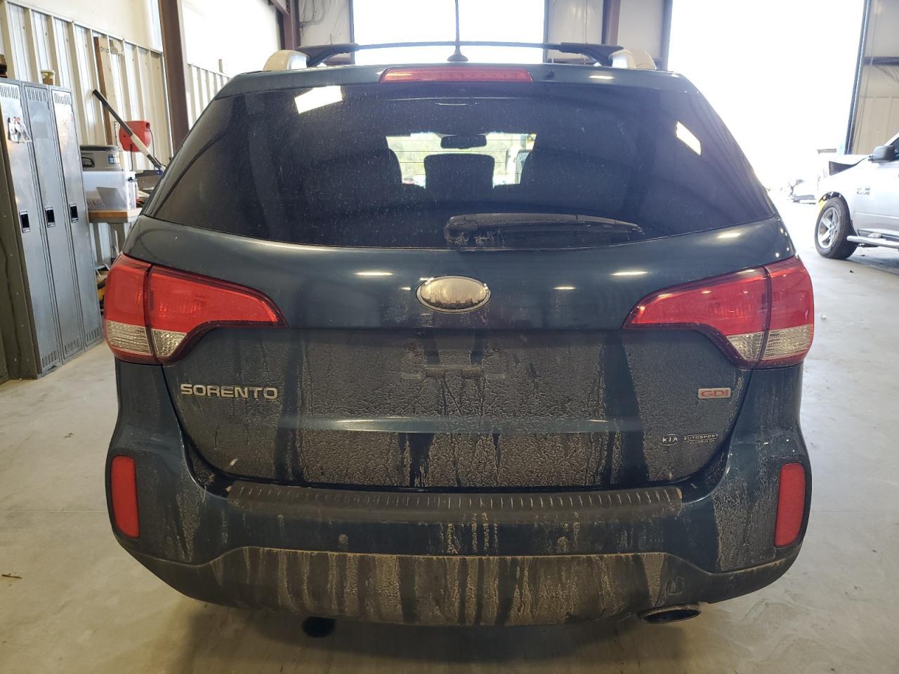 2014 KIA SORENTO LX - Фото 6