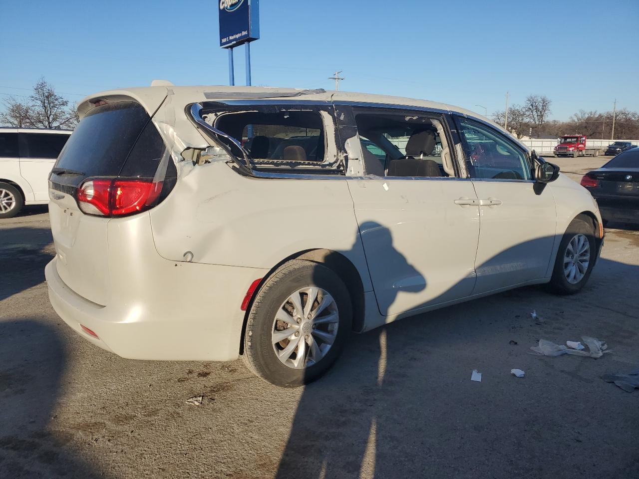 2017 CHRYSLER PACIFICA T - Фото 3