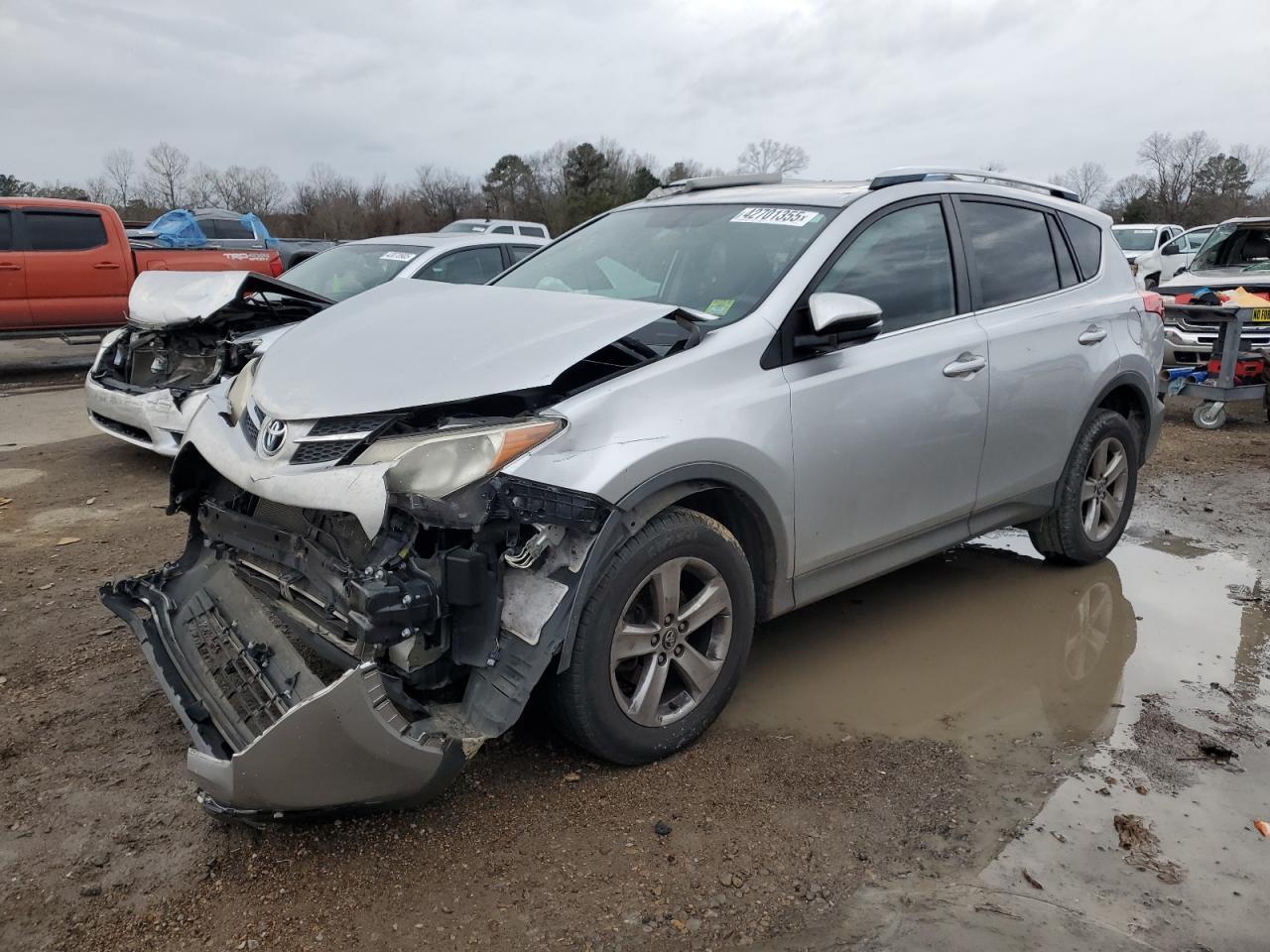 2015 TOYOTA RAV4 XLE