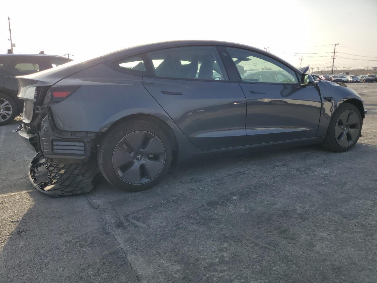 2023 TESLA MODEL 3 - Фото 3