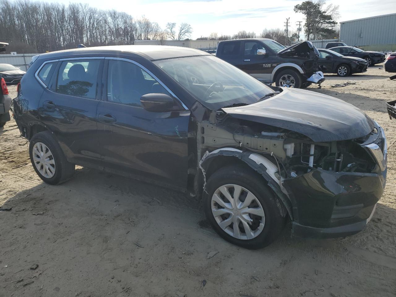 2018 NISSAN ROGUE S - Фото 4
