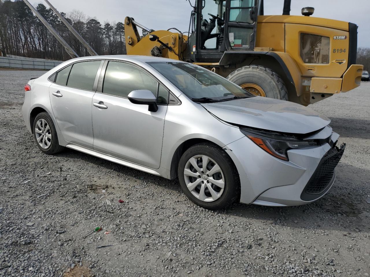 2022 TOYOTA COROLLA LE - Image 4