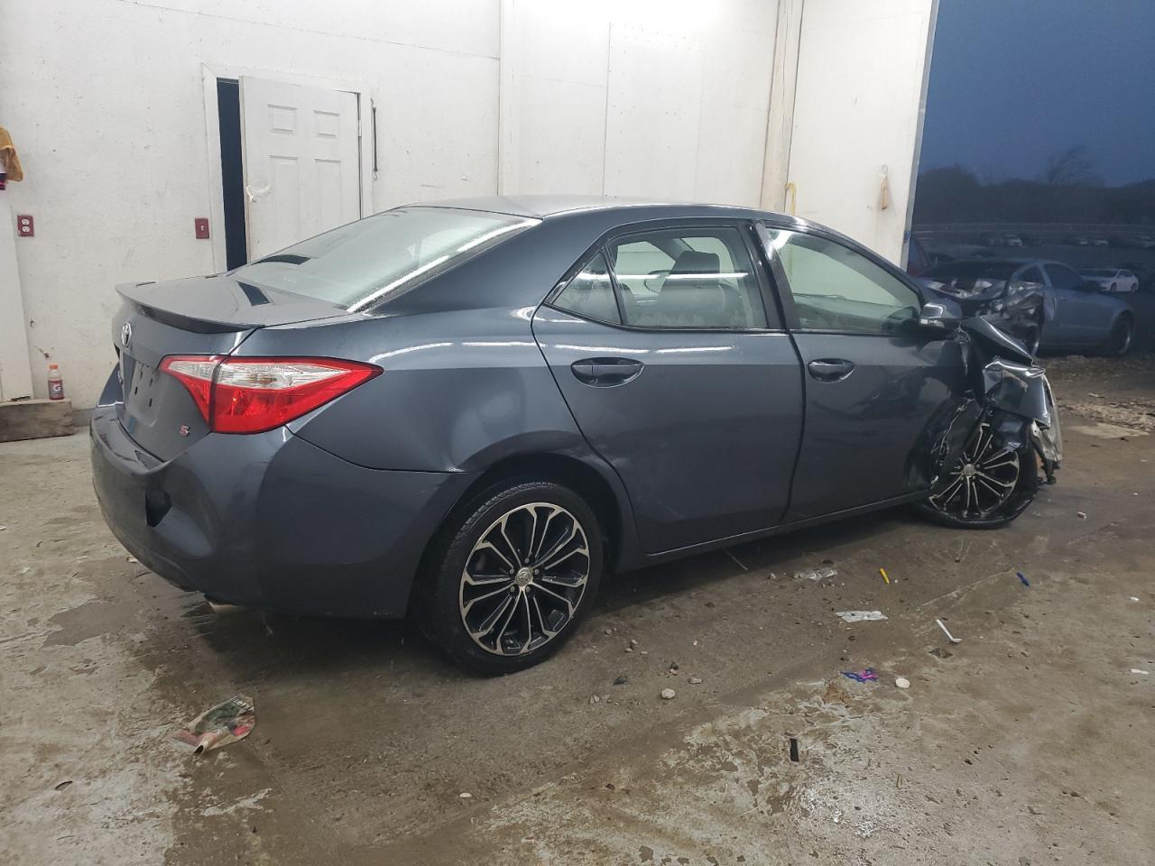 2016 TOYOTA COROLLA L - Фото 3
