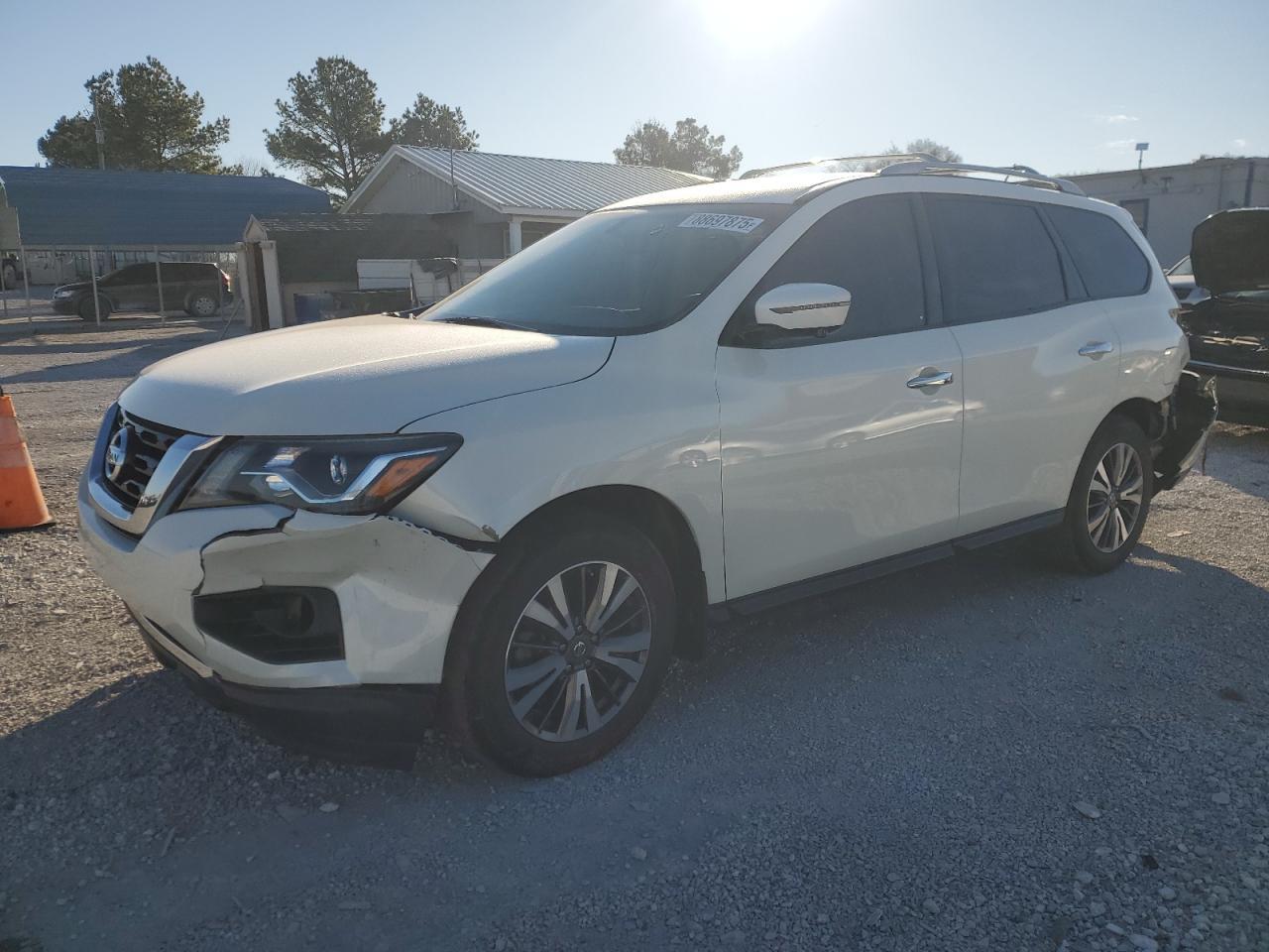 2017 NISSAN PATHFINDER