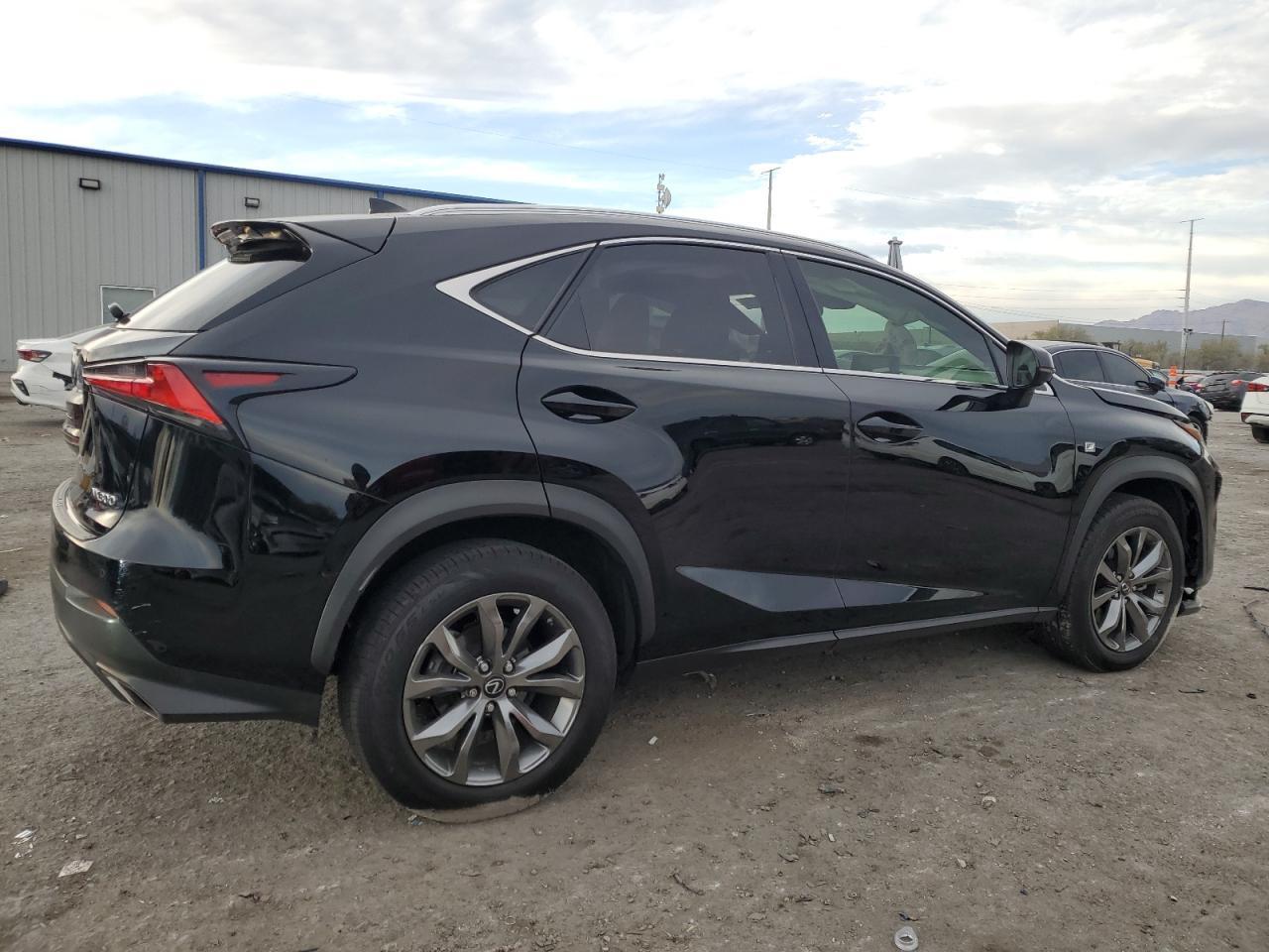 2019 LEXUS NX 300 BAS - Фото 3