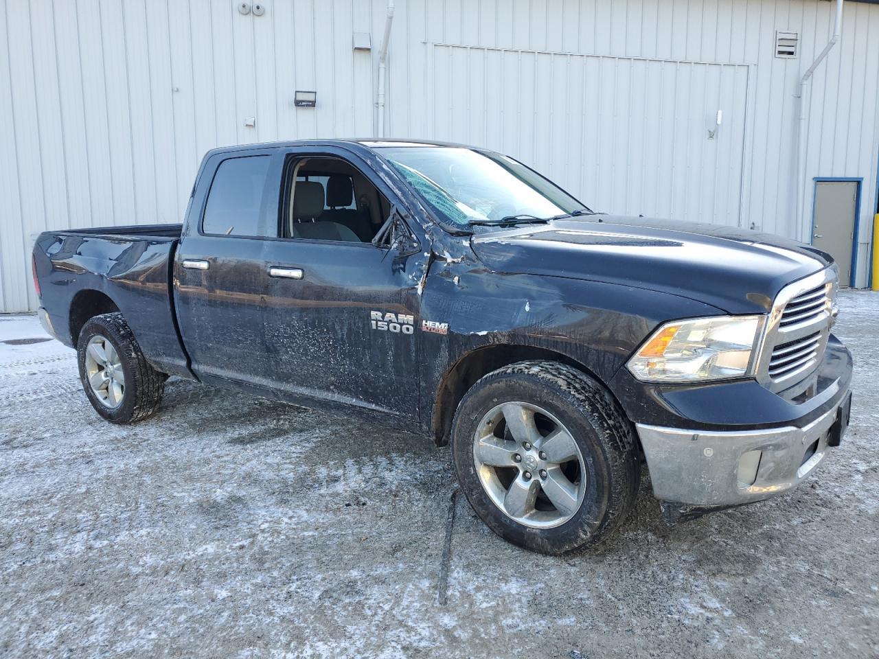 2017 RAM 1500 SLT - Image 4