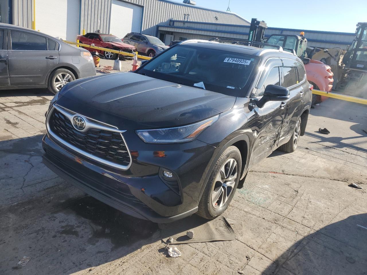 2021 TOYOTA HIGHLANDER