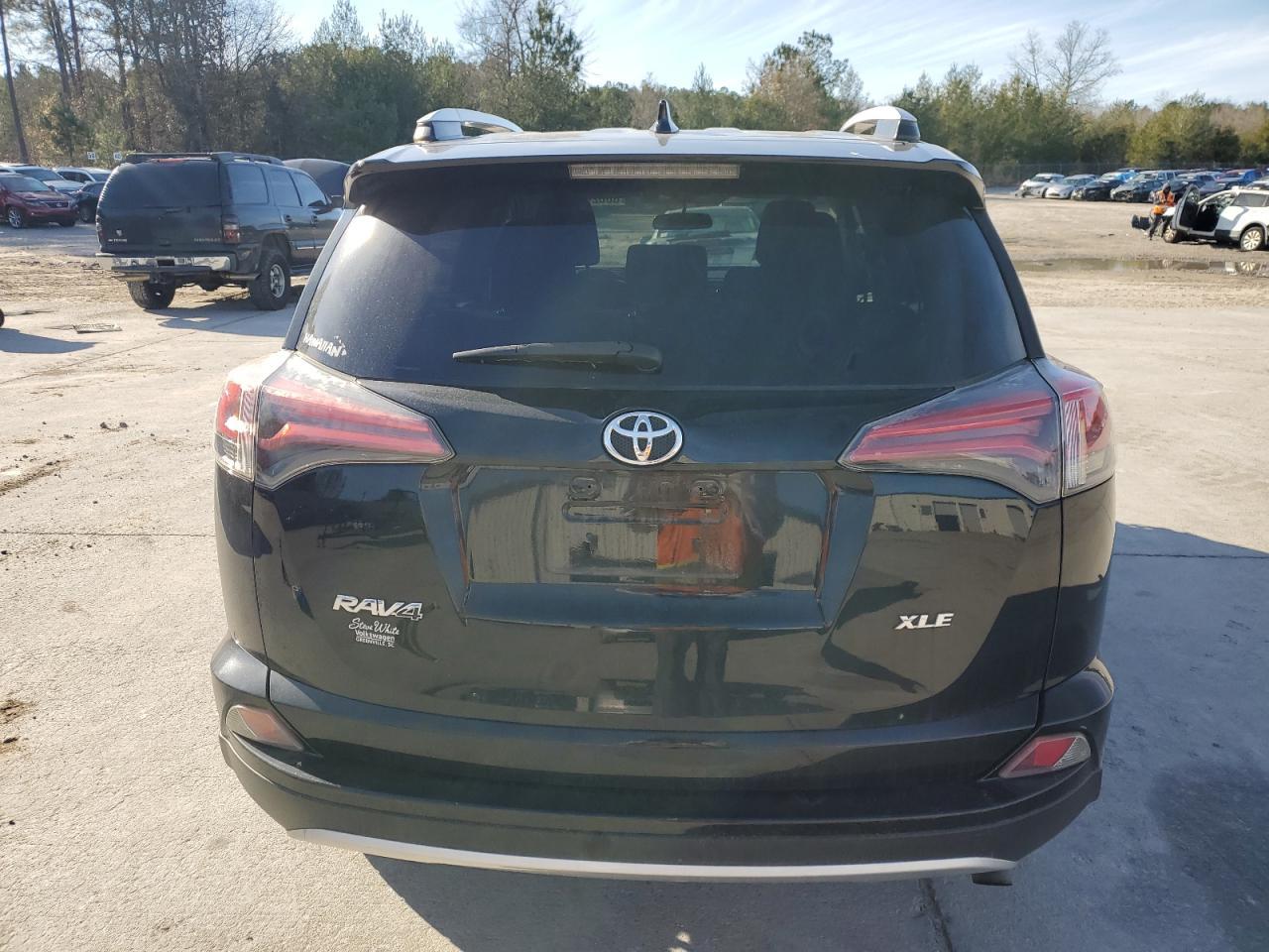 2016 TOYOTA RAV4 XLE - Фото 6