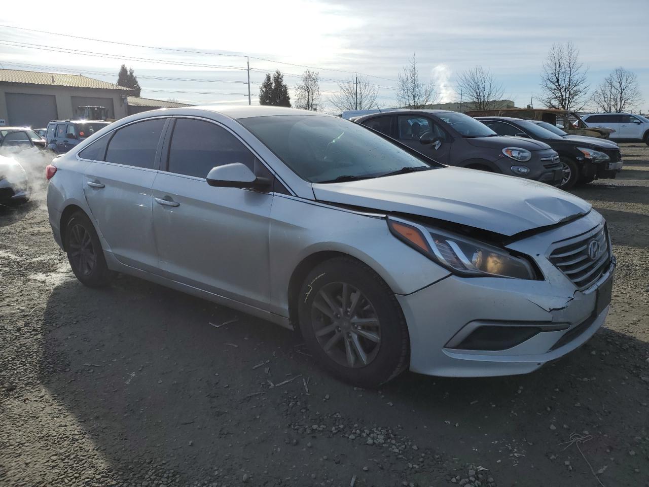 2017 HYUNDAI SONATA SE - Фото 4