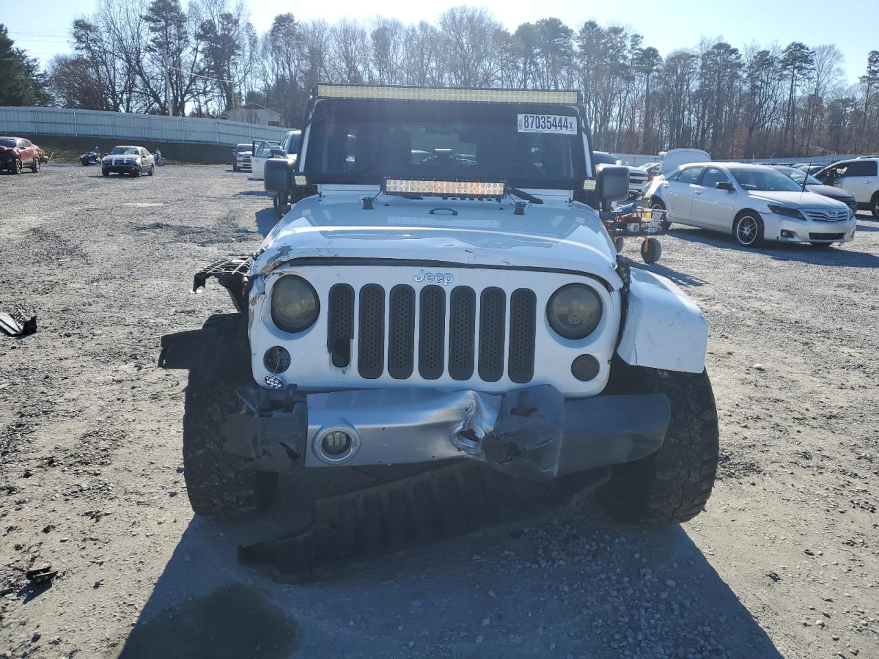 2015 JEEP WRANGLER U - Image 5