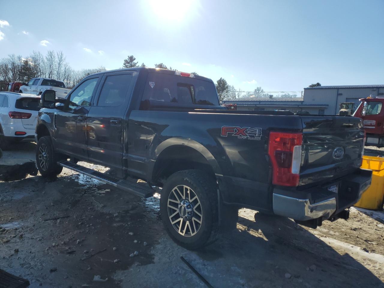 2017 FORD F250 SUPER - Image 2