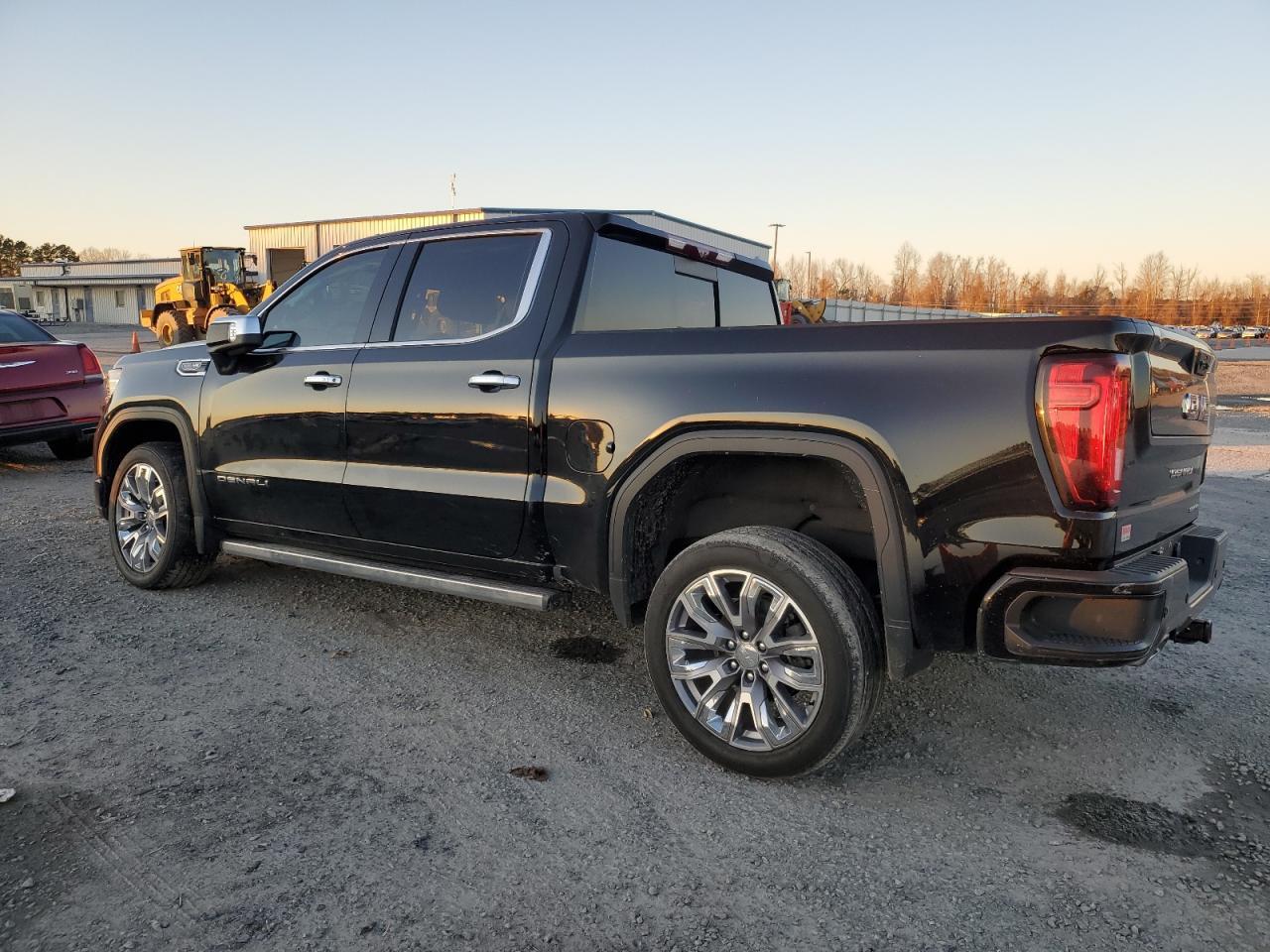 2023 GMC SIERRA K15 - Image 2