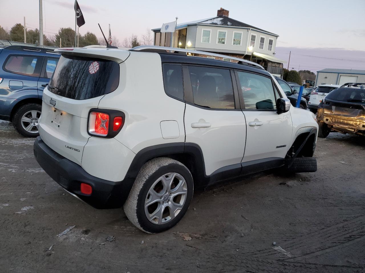 2016 JEEP RENEGADE L - Фото 3