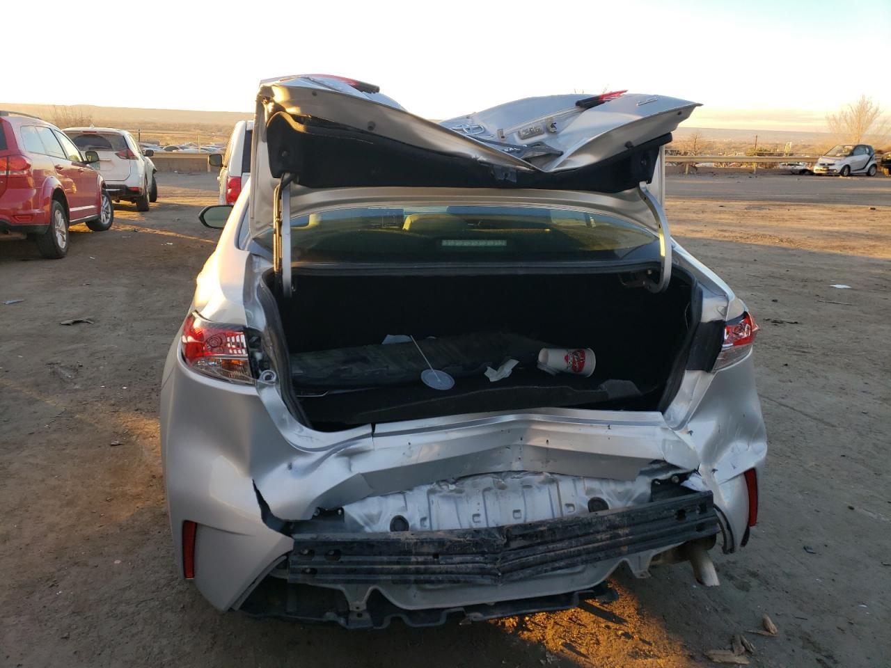 2021 TOYOTA COROLLA LE - Фото 6