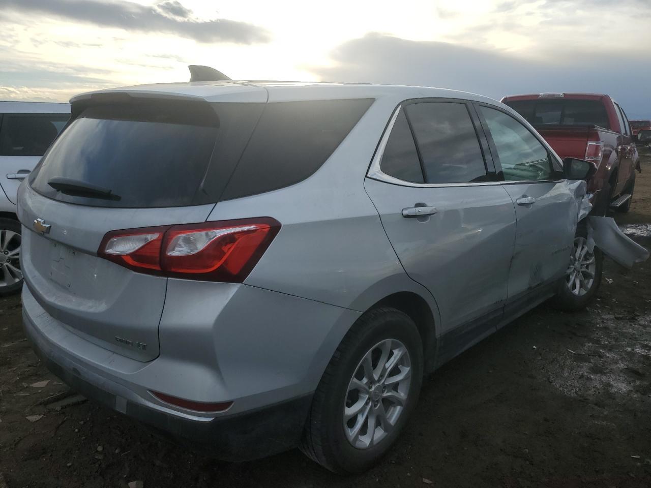 2019 CHEVROLET EQUINOX LT - Image 3