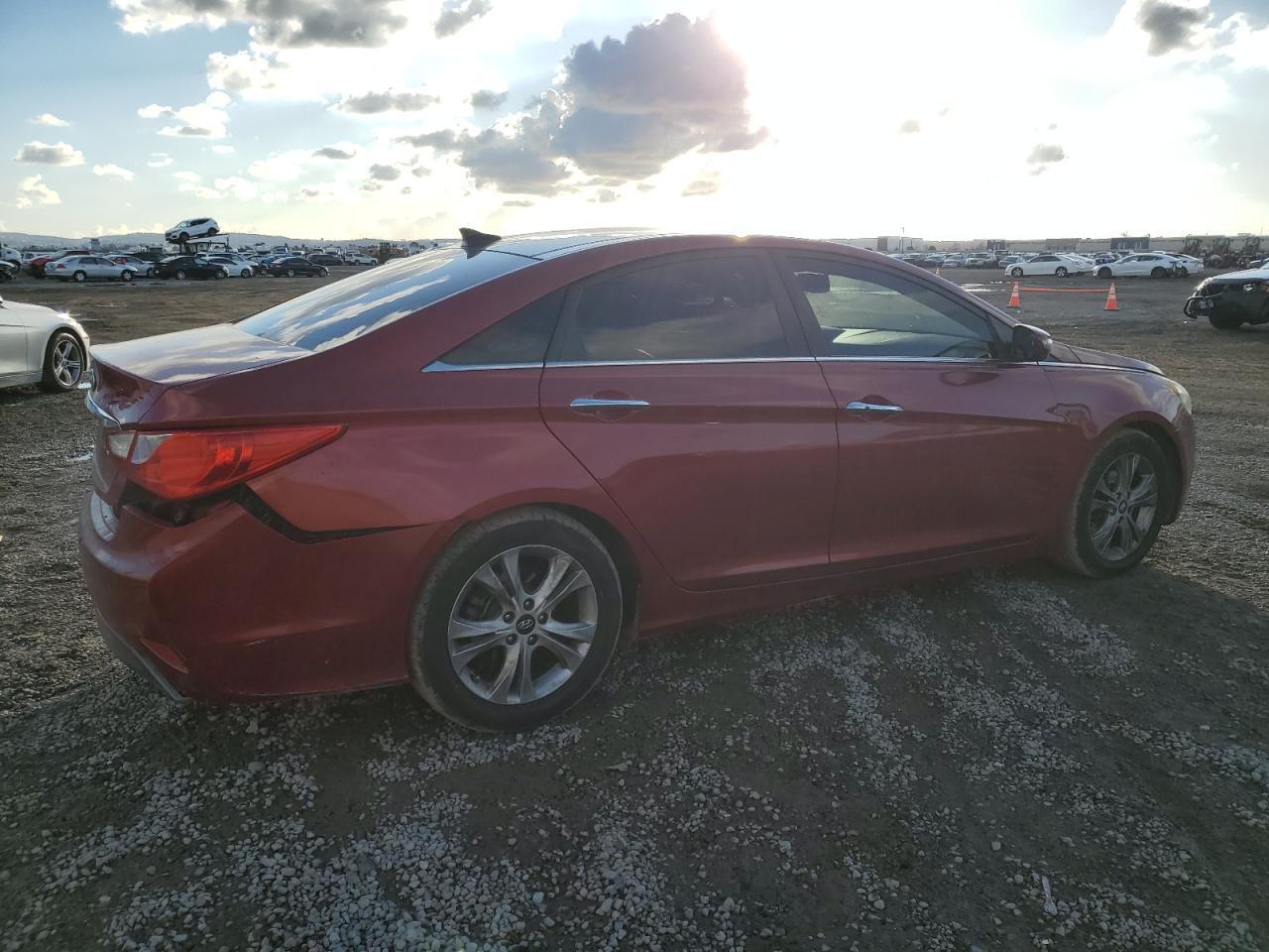 2013 HYUNDAI SONATA SE - Фото 3