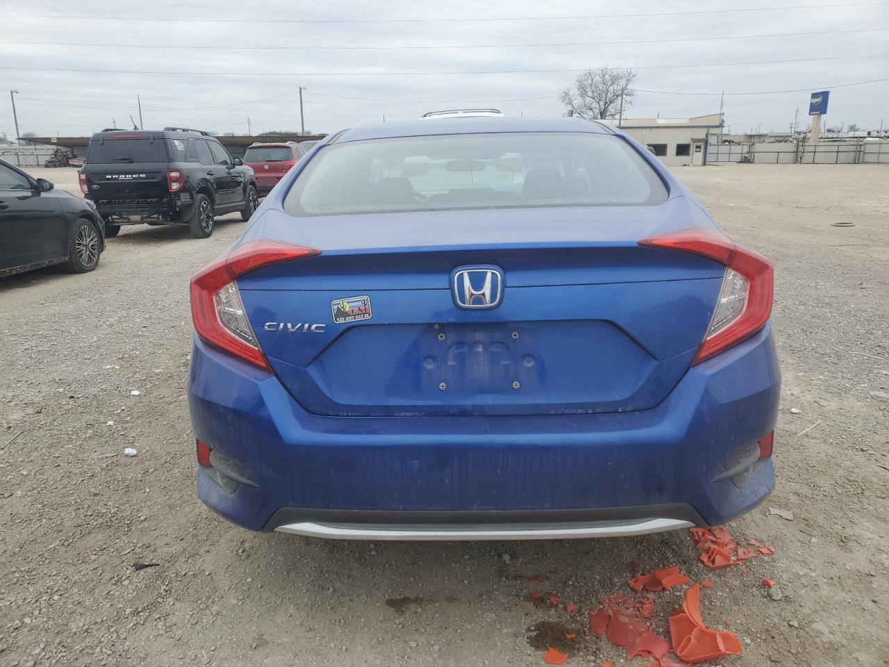 2019 HONDA CIVIC LX - Image 6