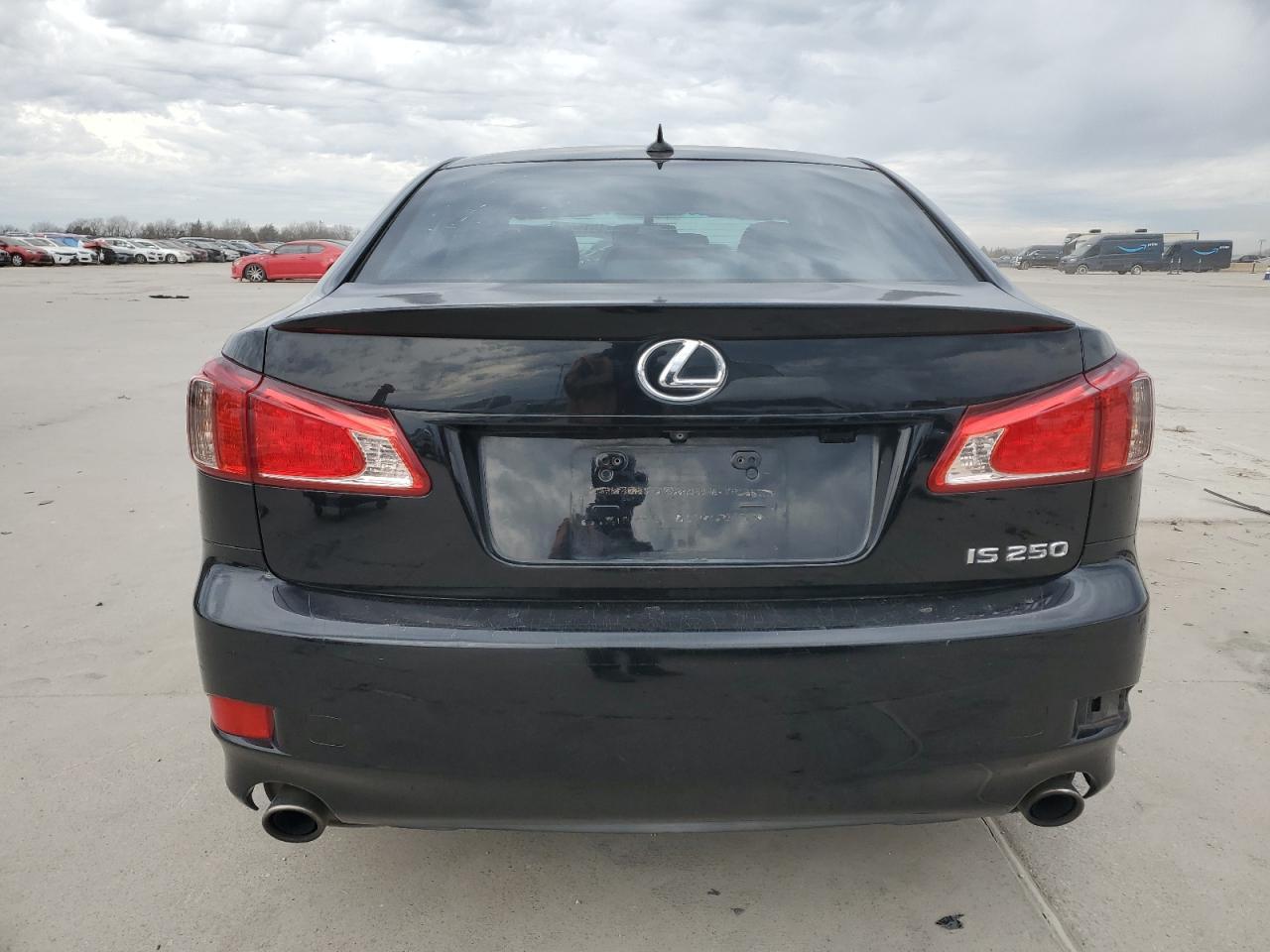 2011 LEXUS IS 250 - Image 6