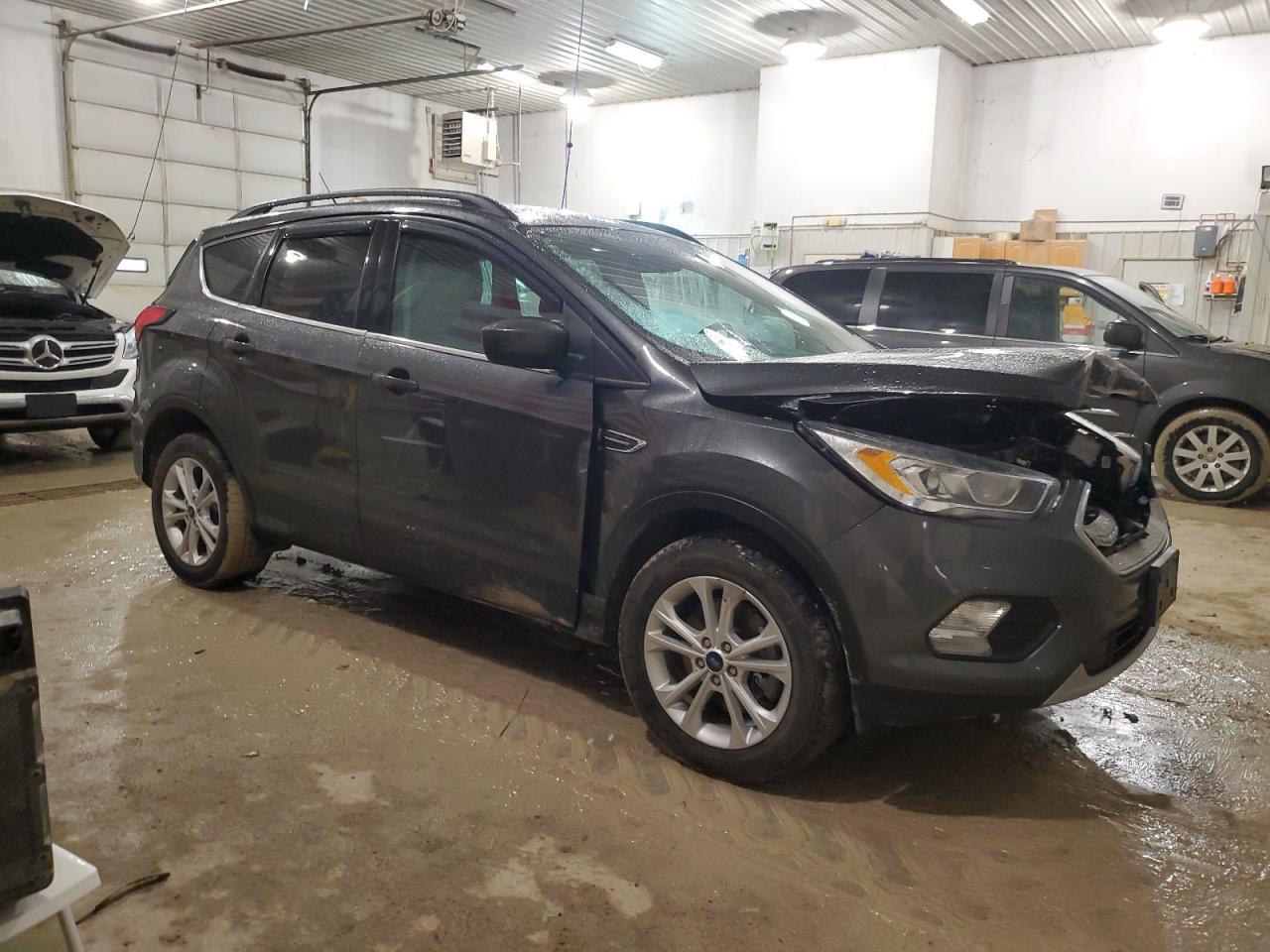2019 FORD ESCAPE SEL - Image 4