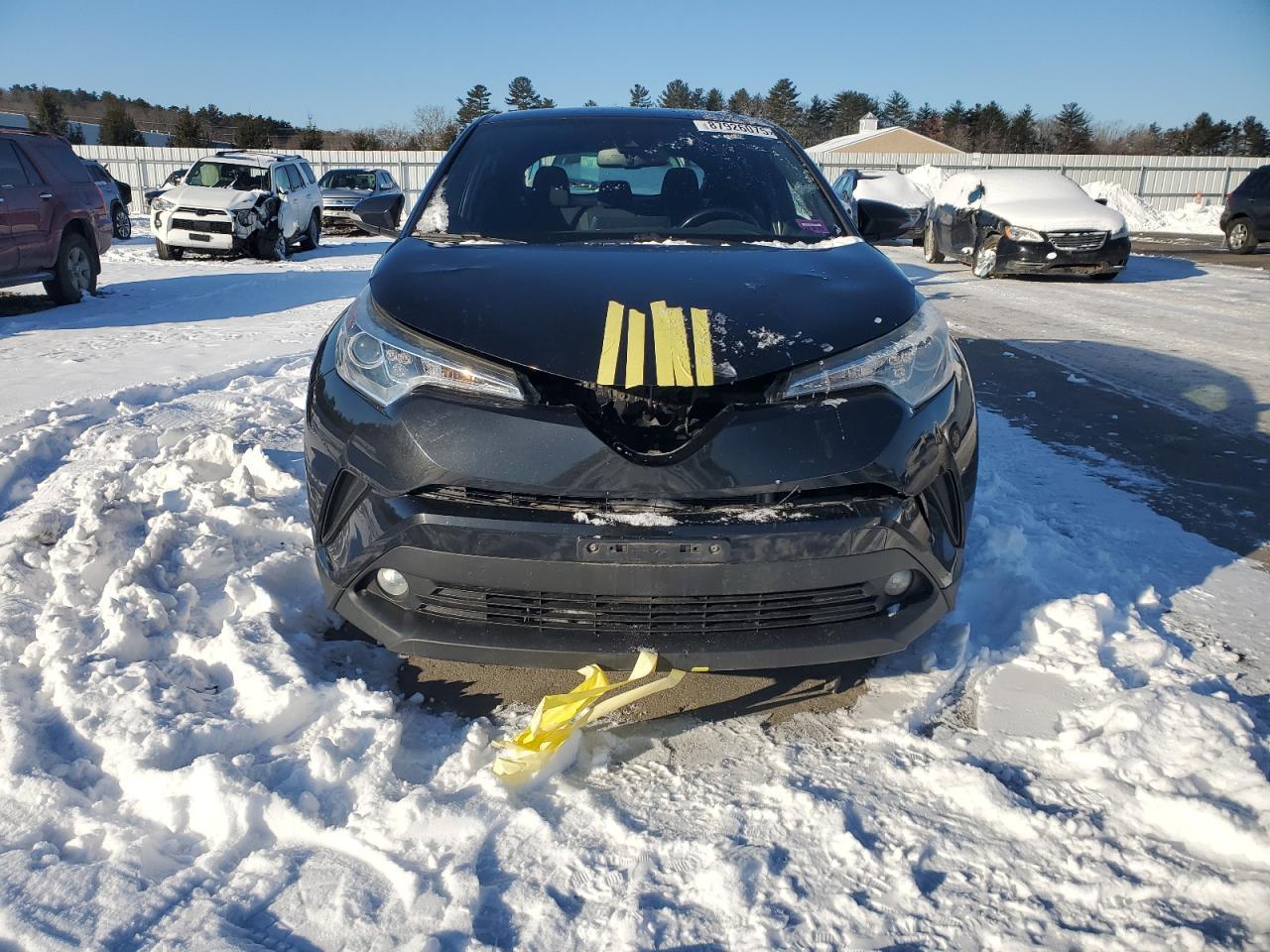 2018 TOYOTA C-HR XLE - Фото 5