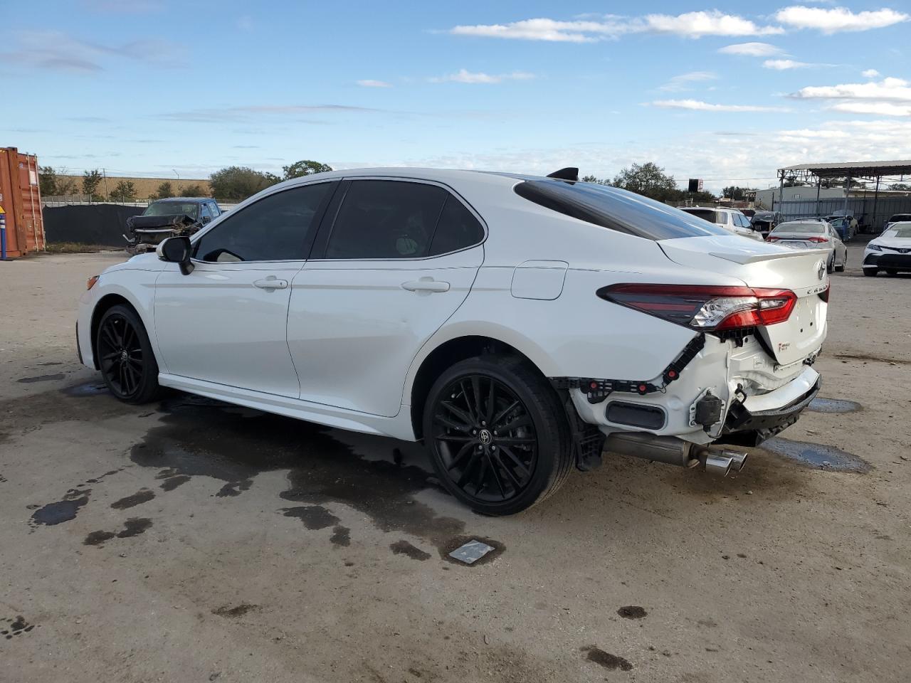 2022 TOYOTA CAMRY XSE - Фото 2