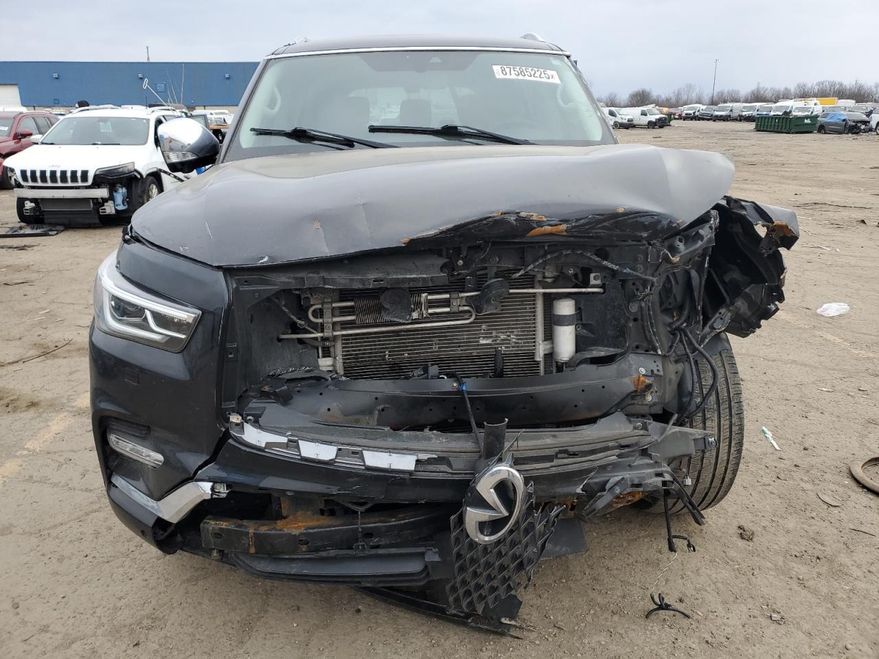 2018 INFINITI QX80 BASE - Image 5