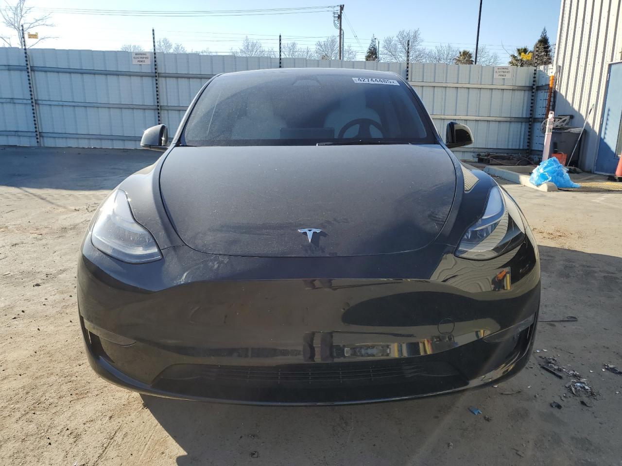 2023 TESLA MODEL Y - Image 5