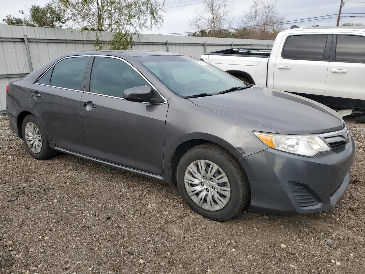 2013 TOYOTA CAMRY L - Фото 4