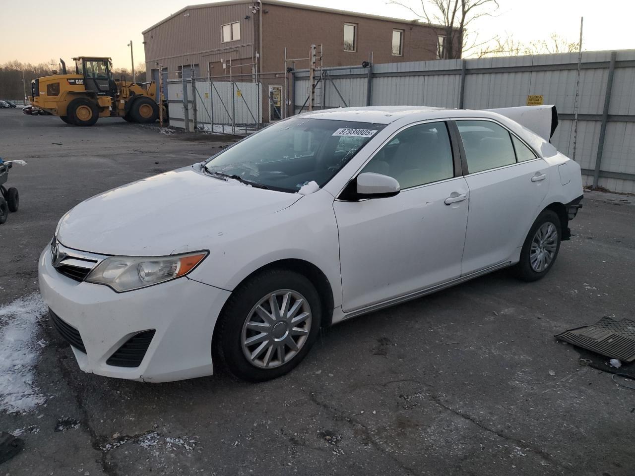 2013 TOYOTA CAMRY L