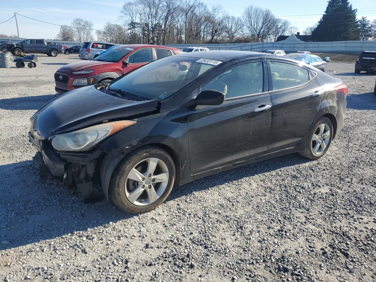 2013 HYUNDAI ELANTRA GL