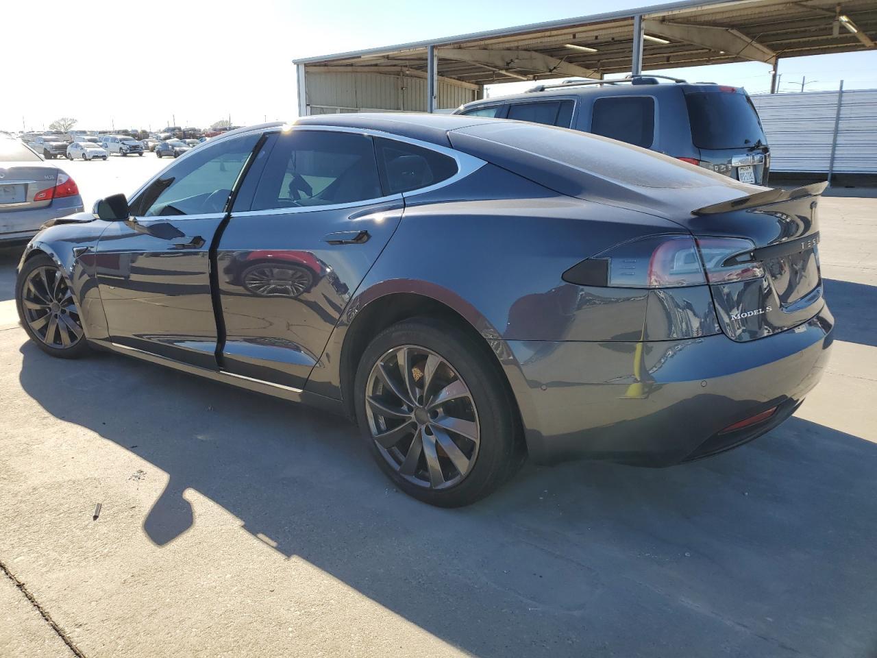 2017 TESLA MODEL S - Image 2