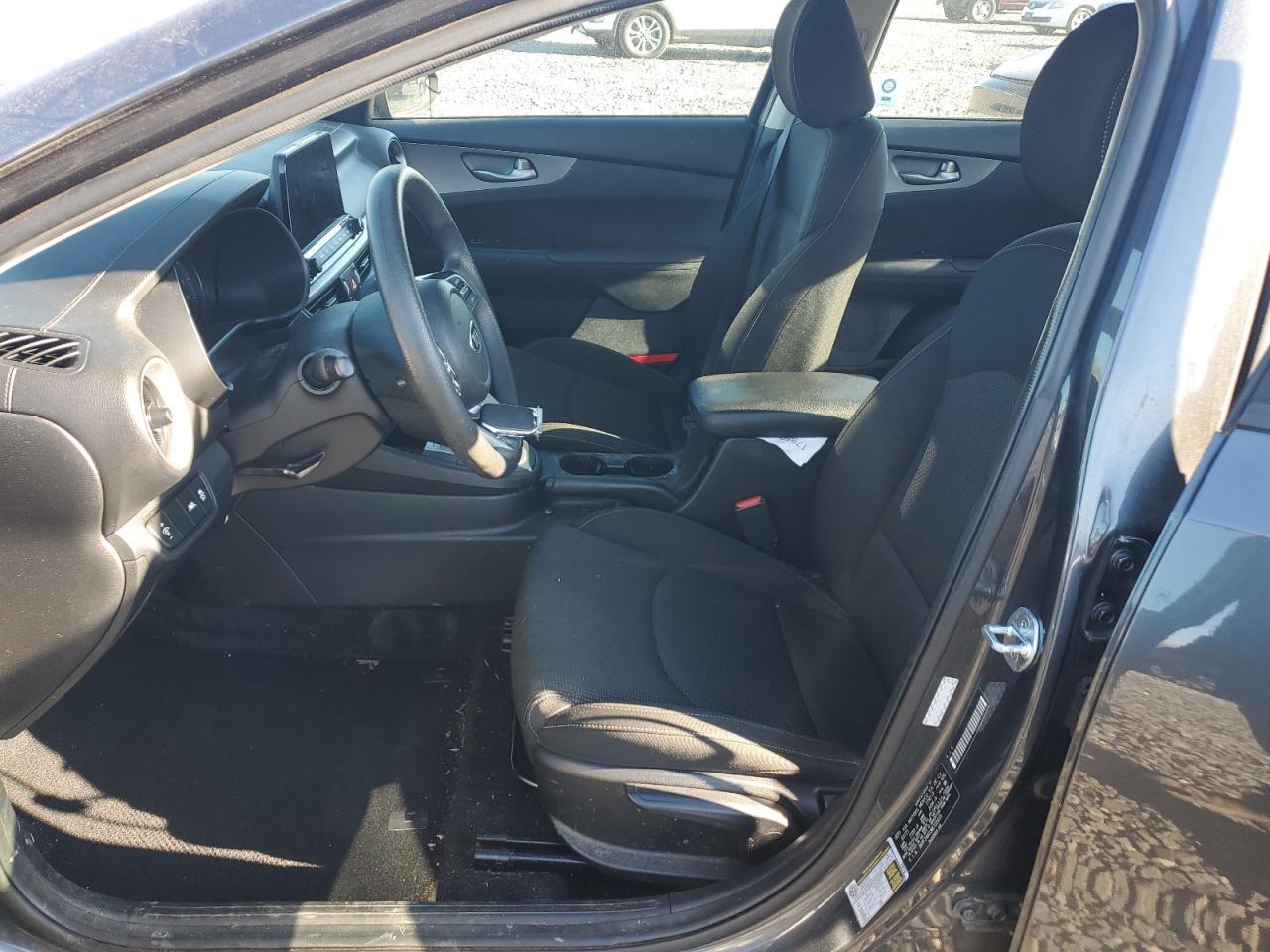 2021 KIA FORTE FE - Image 7