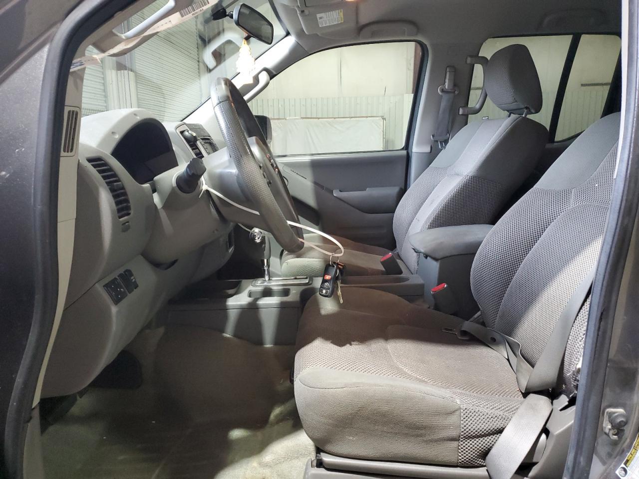 2016 NISSAN FRONTIER S - Фото 7
