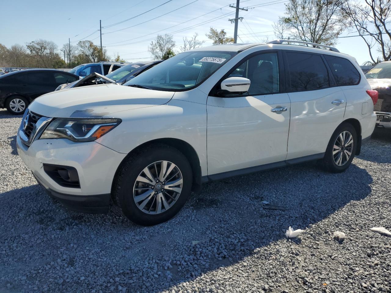 2017 NISSAN PATHFINDER